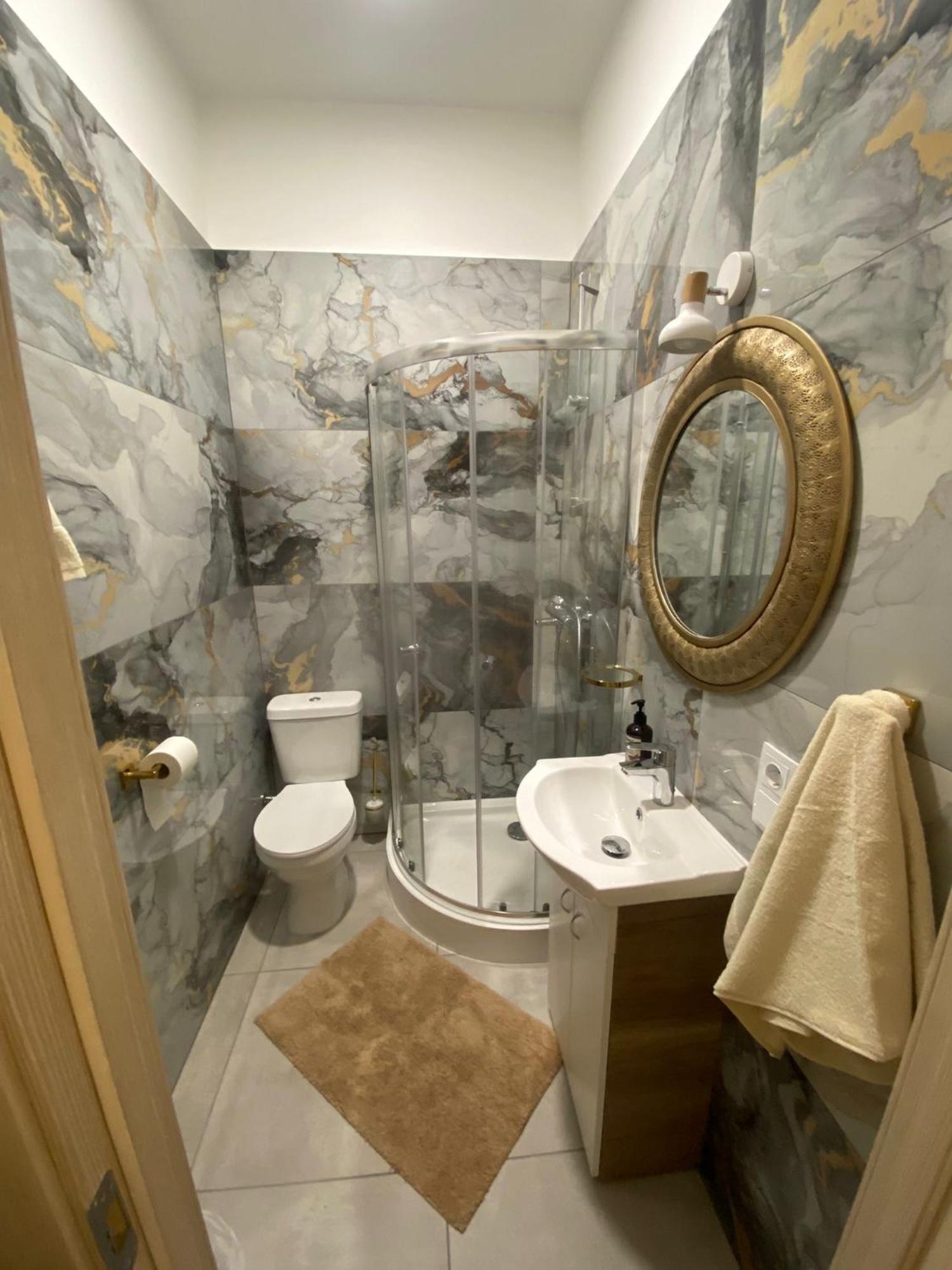 Golden Rush Apartment Riga Exterior photo